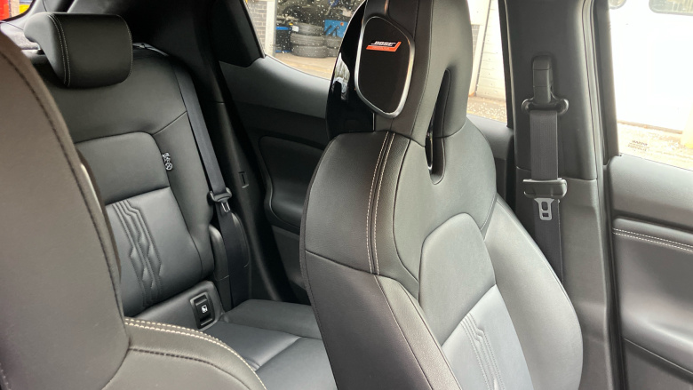 Nissan Juke 1.0 DiG-T 114 Tekna 5dr DCT Petrol Hatchback